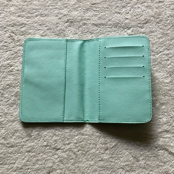 Pusheen See Ya Passport Wallet Like New - Picture 3 of 4